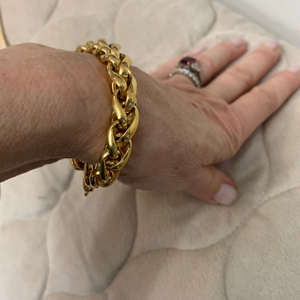 Bronze Italia weaved bracelet.